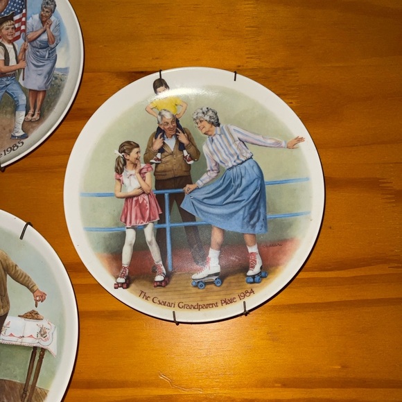 Csatari Grandparent Collector Plates - Picture 4 of 4
